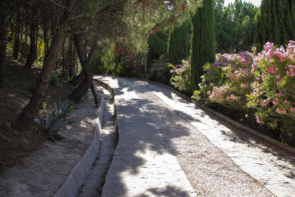 Ddg Retreat Casares Exterior foto